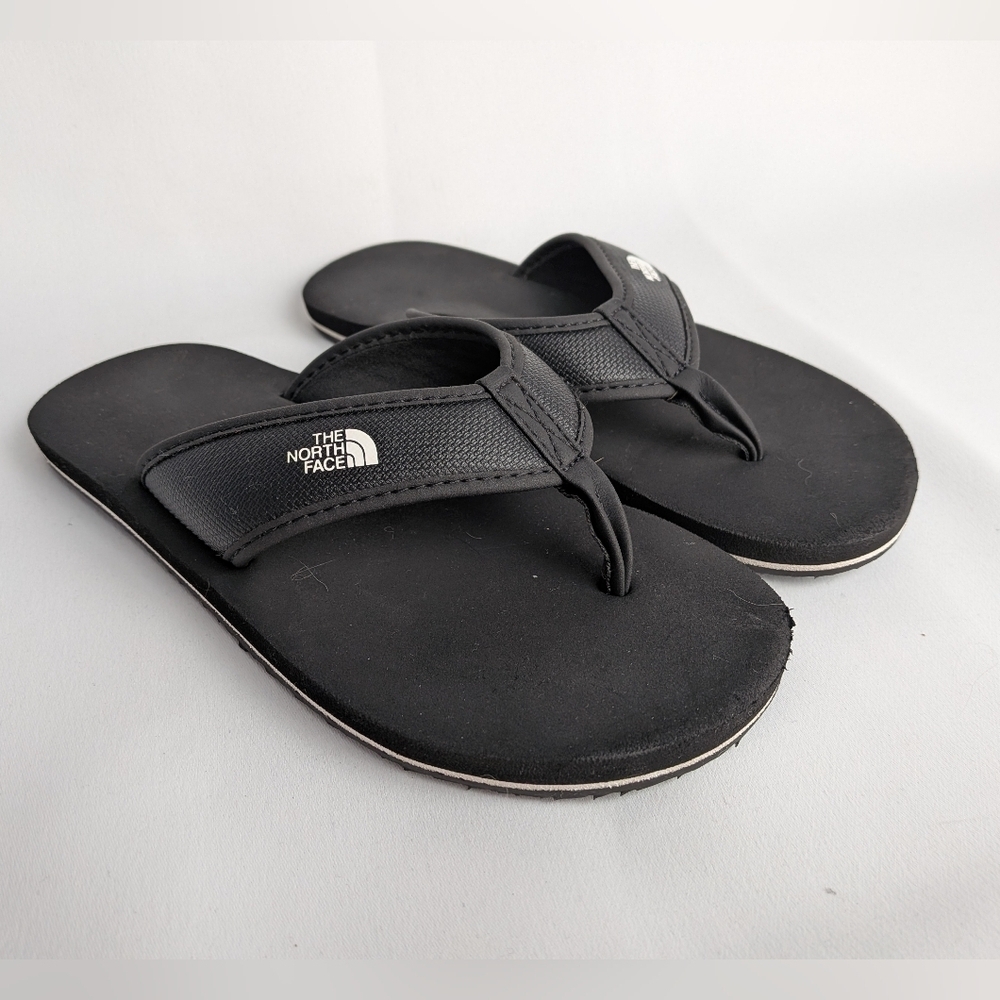THE NORTH FACE Kid Flip Flop Black Color Size 2 US Unisex Comfy
